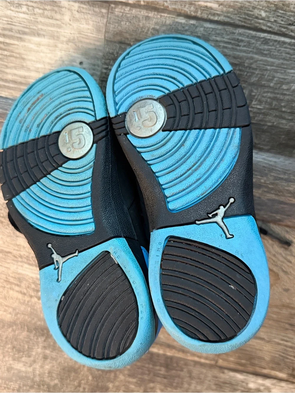 Jordan Kids High-Top Sneakers in Black and Blue